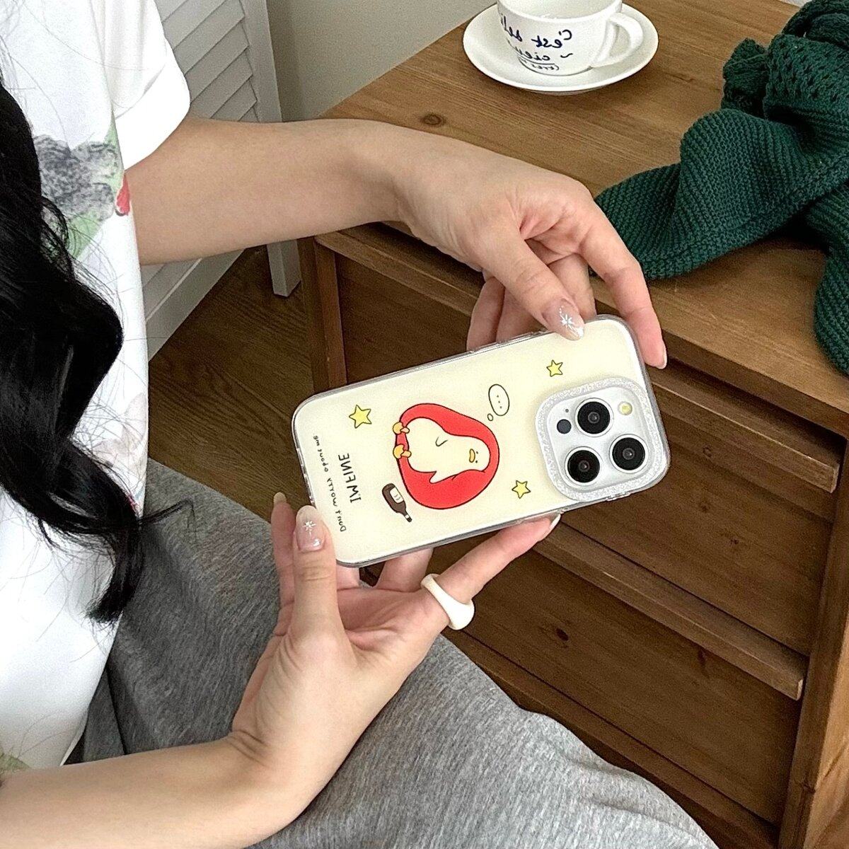 全包闪粉-醉酒鸭子适用苹果16promax简约手机壳15promax新款保护套14promax防摔耐用13promax创意高级感,淘宝优惠券,粉丝福利购,淘宝优惠卷