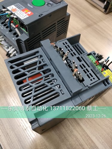 充新变频器 施耐德ATV310HU15N4A 包好 380V 1.5KW 99新 ATV310 - 图1