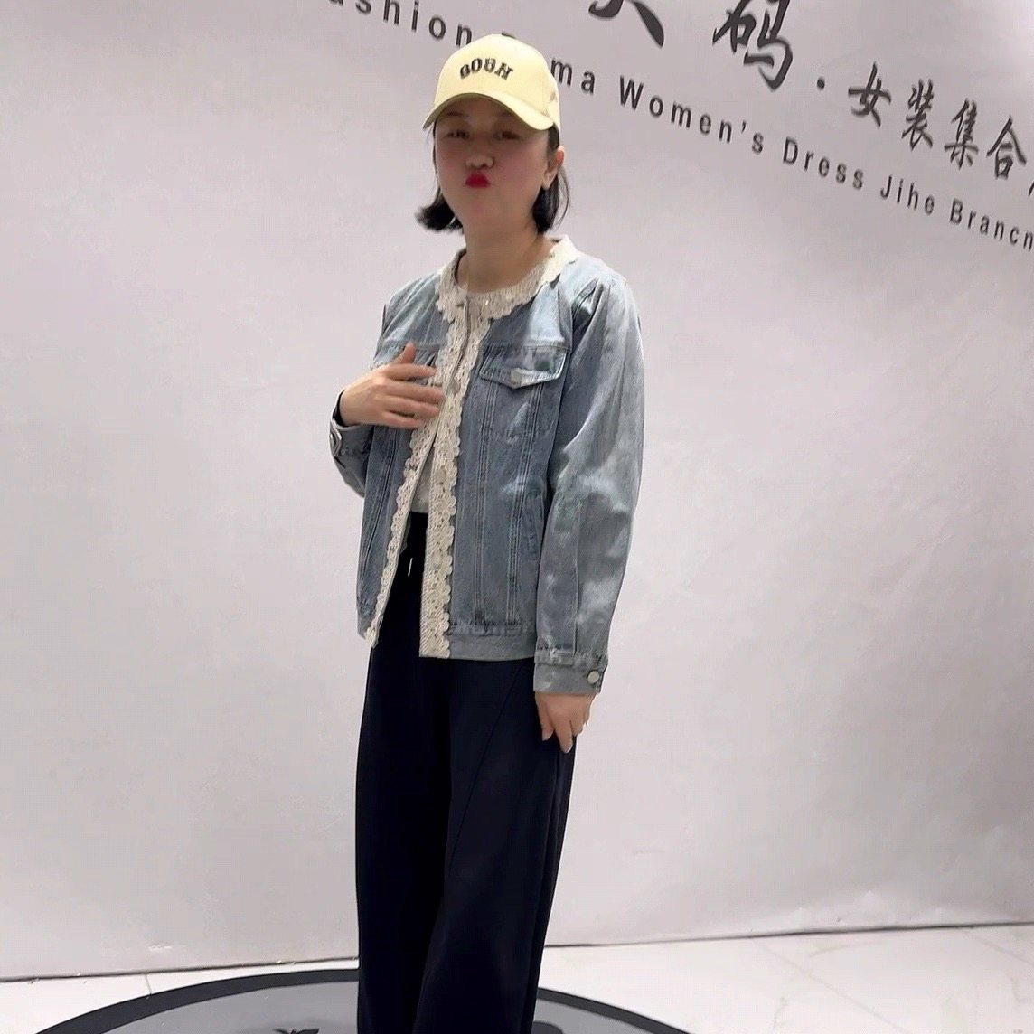 针丝缘子汇4088年货春款圆领牛仔外套加大女装胖妹妹减龄显瘦上衣,淘宝优惠券,粉丝福利购,淘宝优惠卷