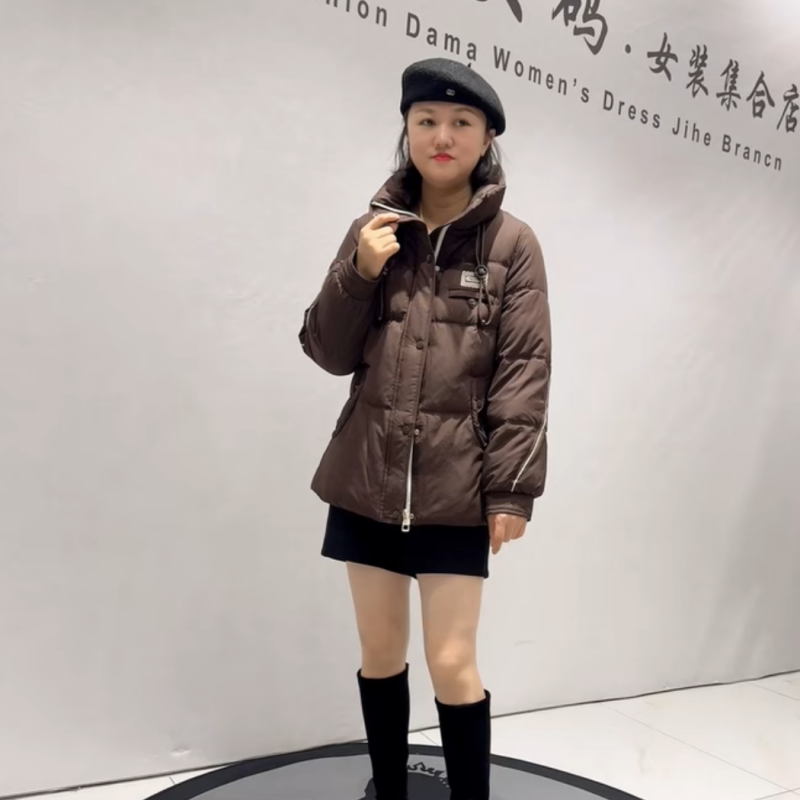 芮娜依莲9522冬季新款羽绒服加大码女装胖妹妹宽松显瘦厚外套上衣 - 图1