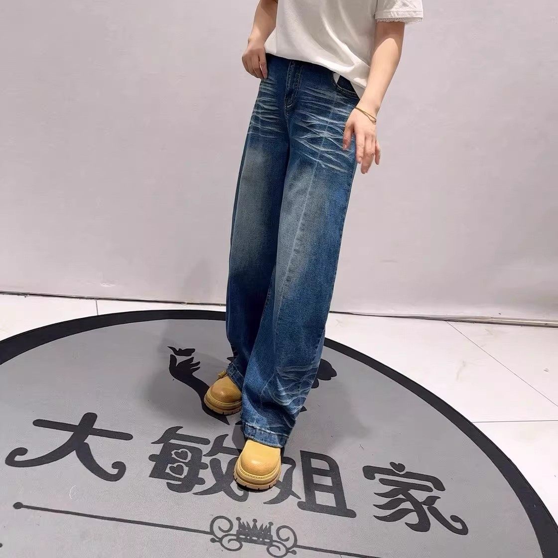 豪雅依绣9907春季新款欧货牛仔裤加大码女装胖妹妹百搭显瘦弯刀裤,淘宝优惠券,粉丝福利购,淘宝优惠卷