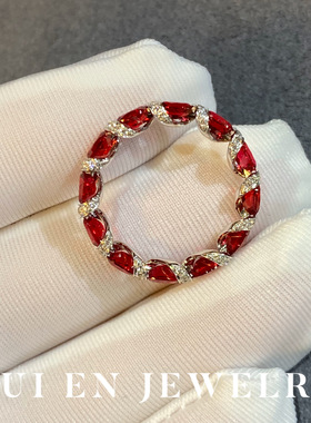 女18K糖果定制戒指椭圆红宝石