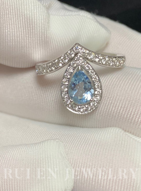 水滴海蓝宝戒指18K白婚戒皇冠女