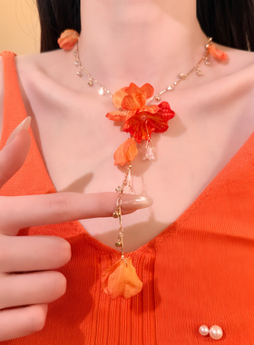 HEY TAO春夏季橙色花朵项链独特设计感颈链海边度假风锁骨链配饰