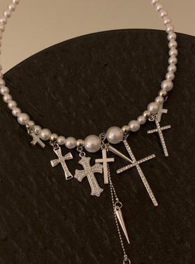 HEY TAO甜酷高级感珍珠铆钉十字架choker颈链配饰独特气质项链女