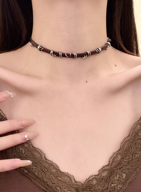 HEY TAO千禧辣妹复古咖色皮质choker项链女简约个性项圈脖子配饰