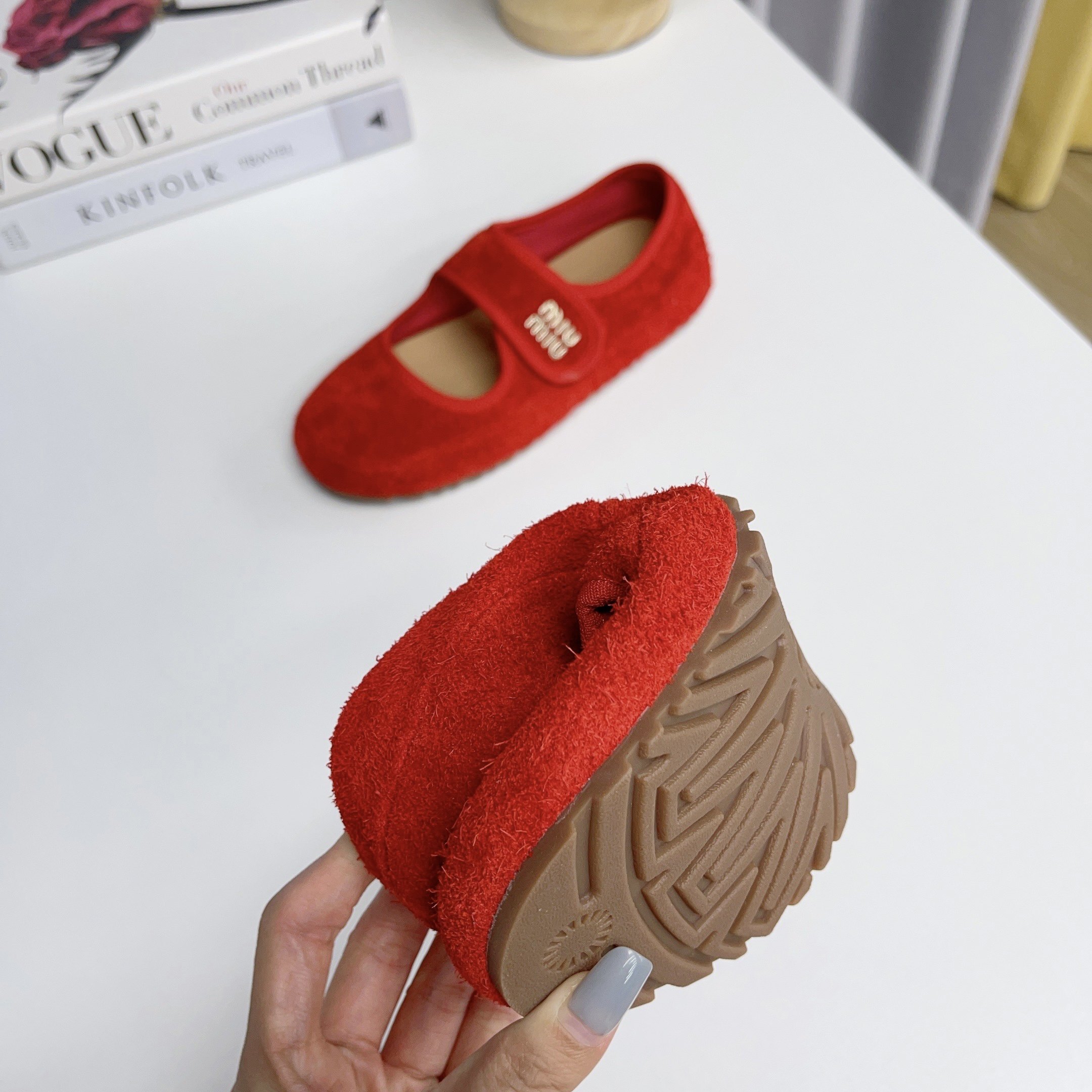 2025夏款真皮圆头浅口魔术贴玛丽珍鞋软底平底休闲小单鞋女鞋,淘宝优惠券,粉丝福利购,淘宝优惠卷