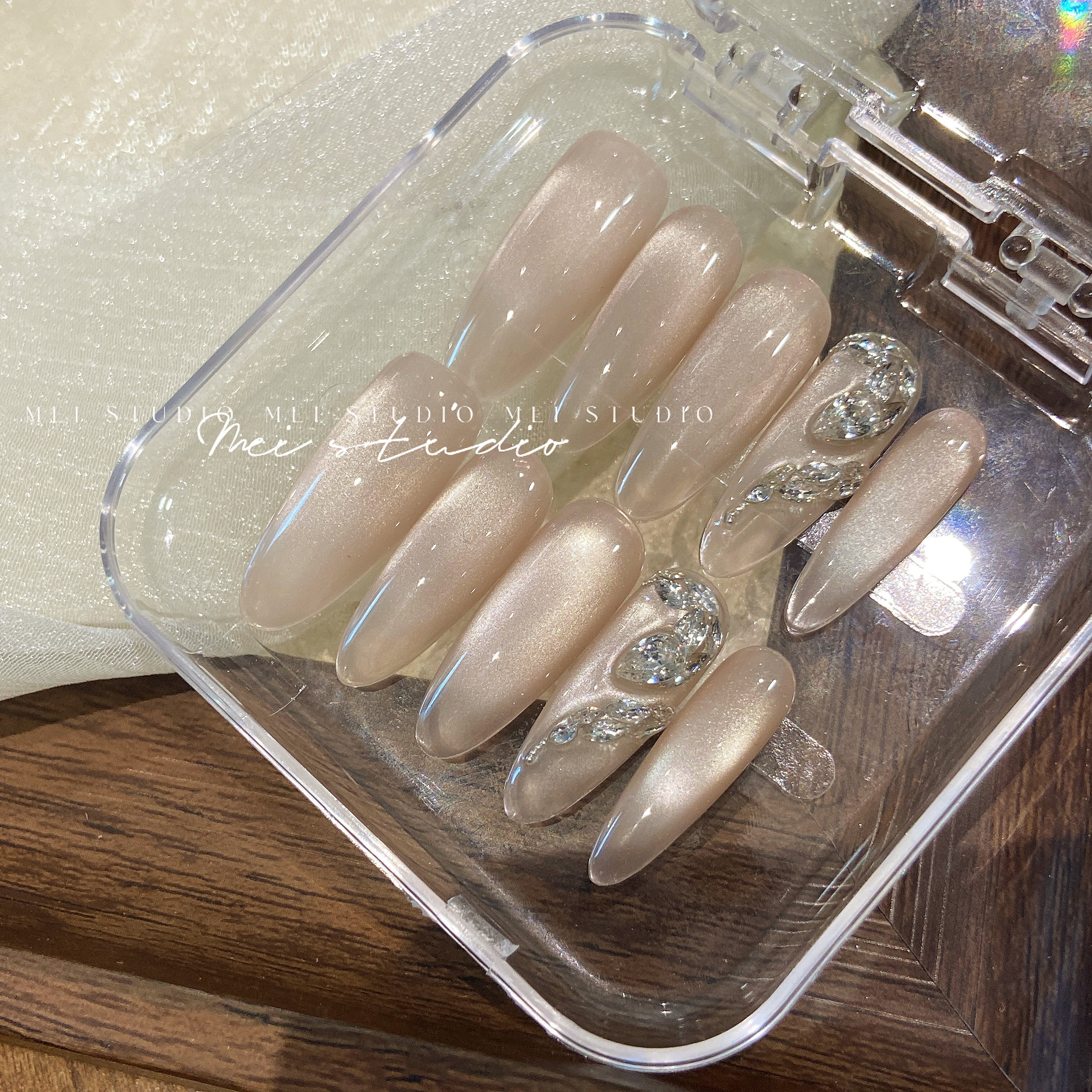 蛇钻｜白开水猫眼裸色拼钻蛇年美甲纯欲风爆闪锆石纯手工穿戴甲片,淘宝优惠券,粉丝福利购,淘宝优惠卷