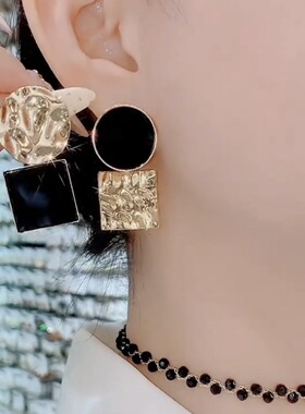 欧美复古夸张几何黑色圆形耳钉耳环女设计感独特不对称时尚耳饰潮