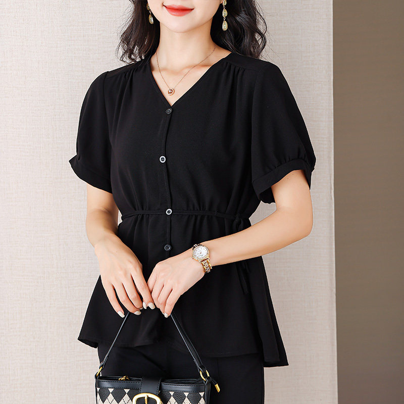  伊自尚服饰衬衫