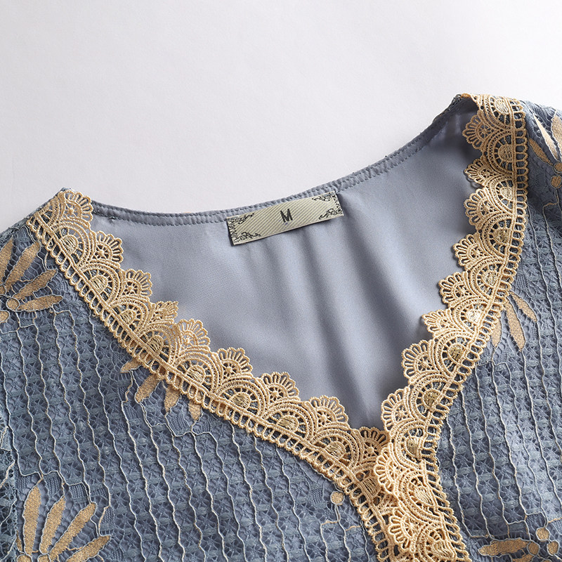  伊自尚服饰大码女装