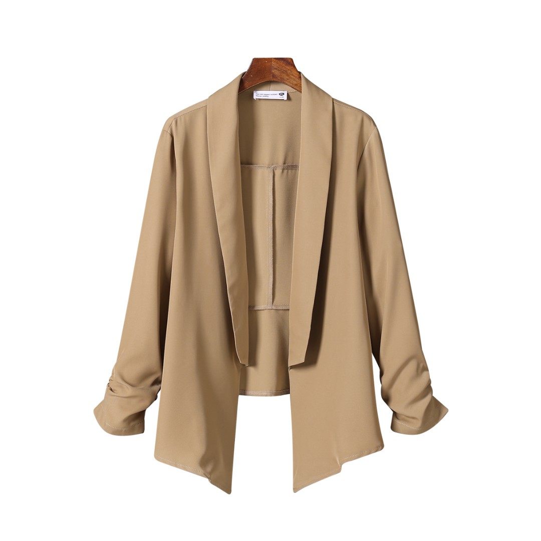  伊自尚服饰西装