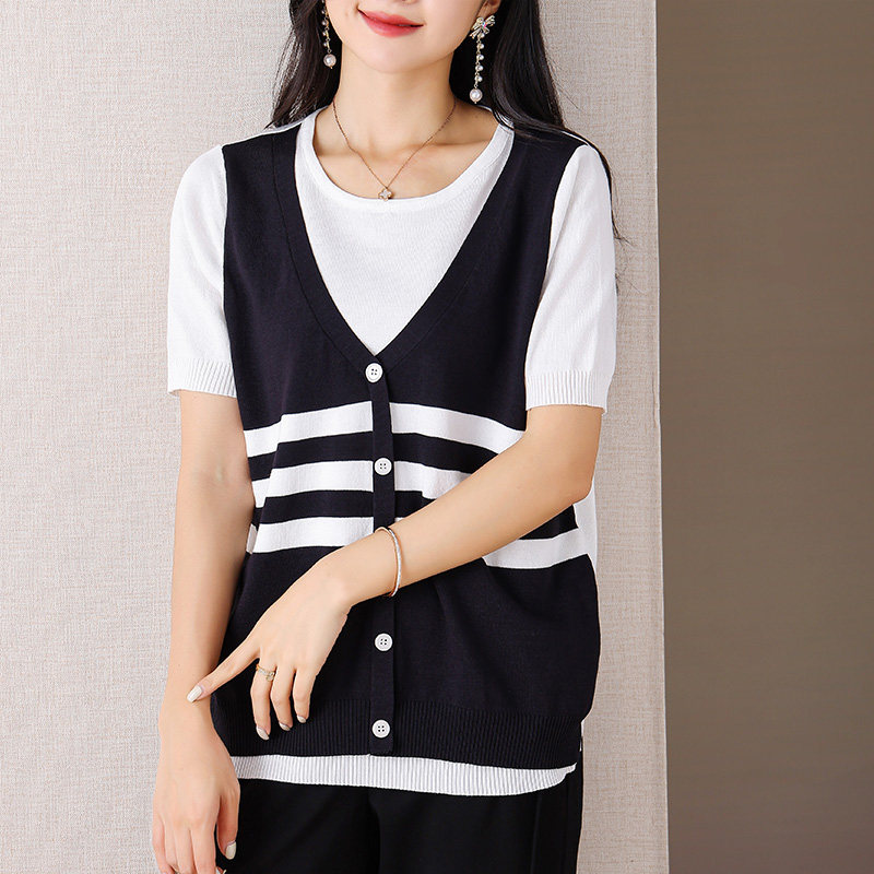  伊自尚服饰毛针织衫