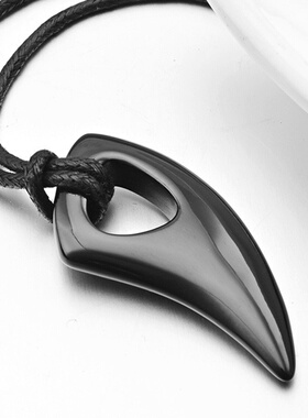 New Fashion Black Titanium Steel Spiked Pendant Horn Men's