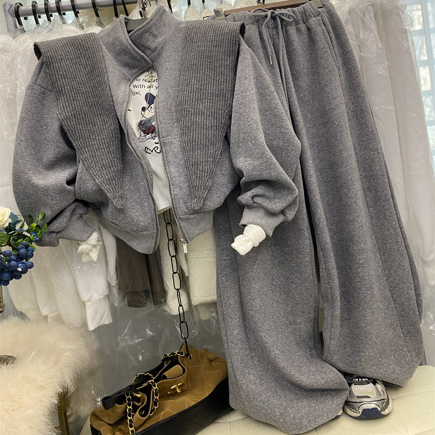 韩系慵懒休闲穿搭套装纯色立领拉链卫衣加绒抽绳显瘦阔腿裤两件套,淘宝优惠券,粉丝福利购,淘宝优惠卷