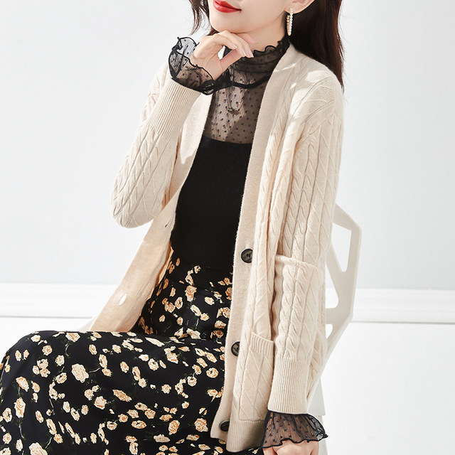 ດູໃບໄມ້ລົ່ນແລະລະດູຫນາວ polka dot mesh ສະຖານີເອີຣົບ lace bottoming ເສື້ອ