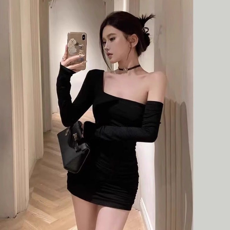 黑色辣妹长袖露肩方领连衣裙女一字肩抹胸紧身包臀性感打底短裙秋,淘宝优惠券,粉丝福利购,淘宝优惠卷