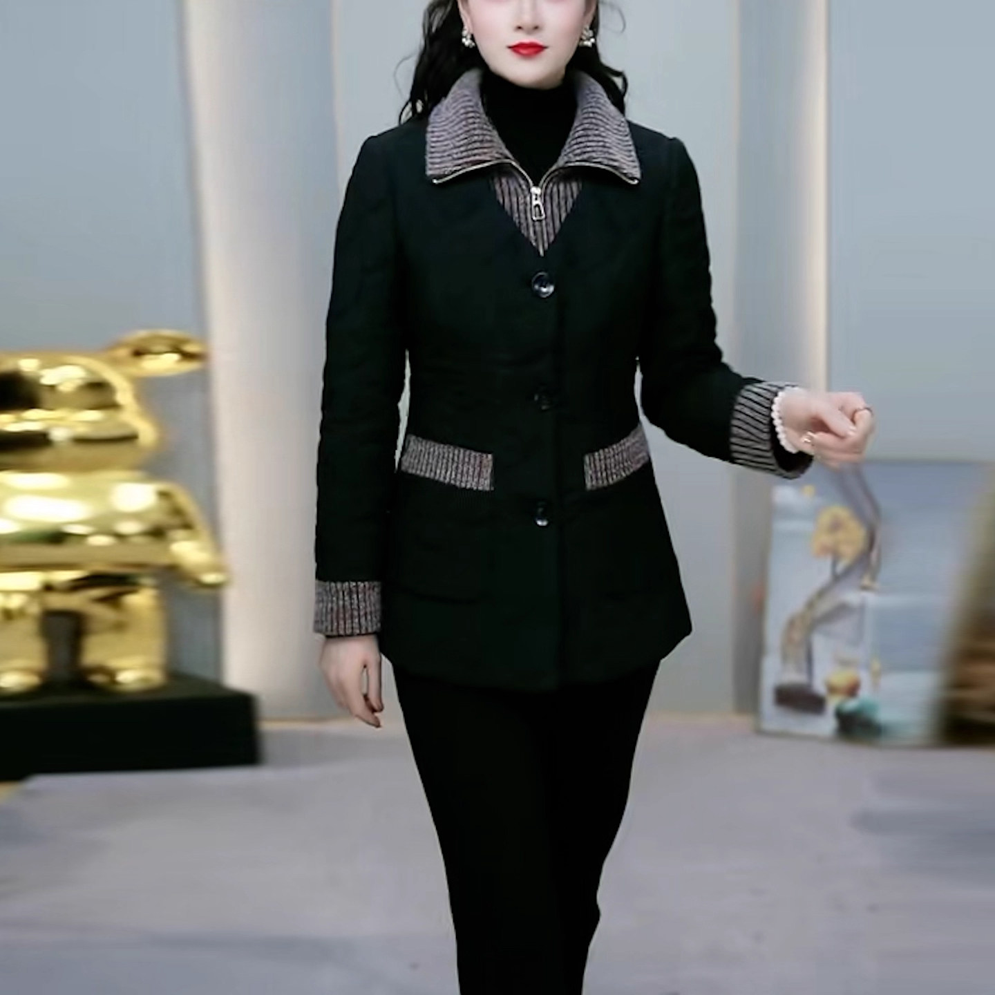 羽绒棉服女冬季2025新款加厚保暖棉衣外套妈妈装洋气翻领大码棉袄,淘宝优惠券,粉丝福利购,淘宝优惠卷