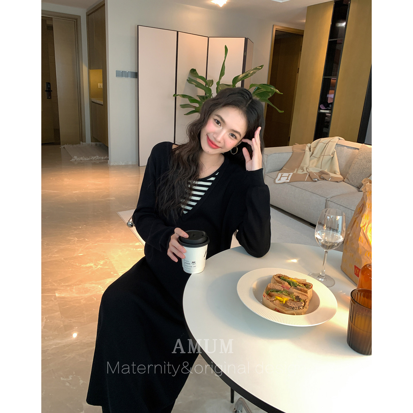 ◆AMUM孕妇装◆限于温柔~假两件V领条纹拼接宽松休闲针织连衣裙,淘宝优惠券,粉丝福利购,淘宝优惠卷