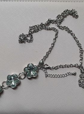 潮人黑色轻奢气质三角字母钛钢项链ins个性创意吊坠女毛衣链森女