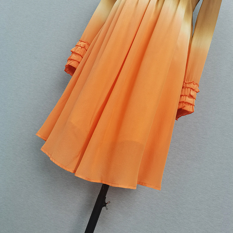 专柜正品v领真丝连衣裙女渐变色收腰修身桑蚕丝气质百搭长袖a字裙