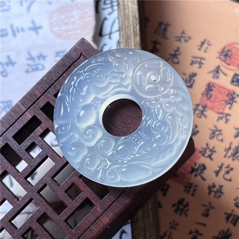 天然岫玉冰种仿古貔貅平安扣吊坠保真男女款民族风玉石挂件送礼物,淘宝优惠券,粉丝福利购,淘宝优惠卷