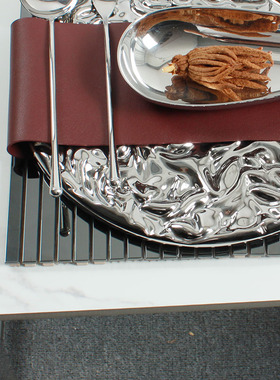 新中式现代样板间餐厅摆台餐具装饰售楼展厅展示套装餐盘