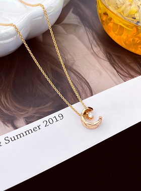 明星同款菱格水冰月锁骨链