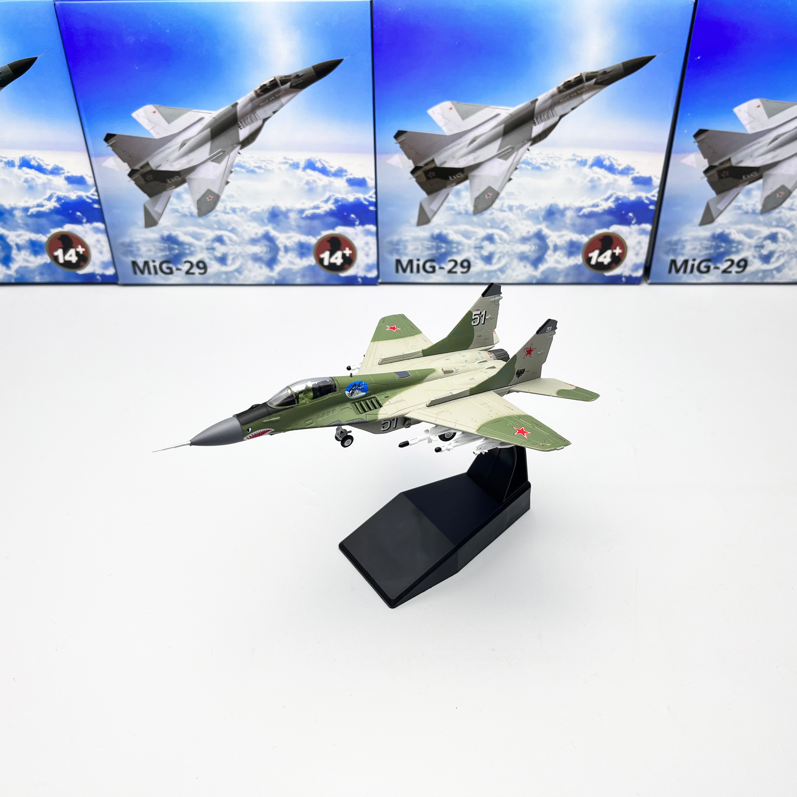 1/100 俄罗斯MIG-29 米格29支点军事战斗机飞机模型成品玩具摆件