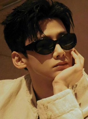 明星同款黑色椭圆大框墨镜时尚男