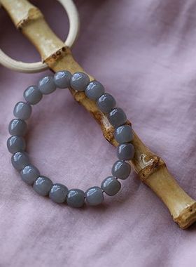 浓郁老型珠手串天然和田玉