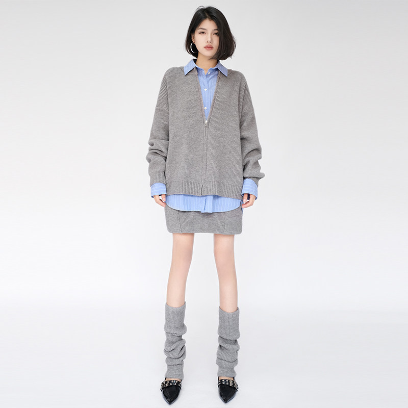 OF U灰色慵懒风针织开衫上衣短裙套装女秋冬叠穿毛衣半身裙两件套,淘宝优惠券,粉丝福利购,淘宝优惠卷