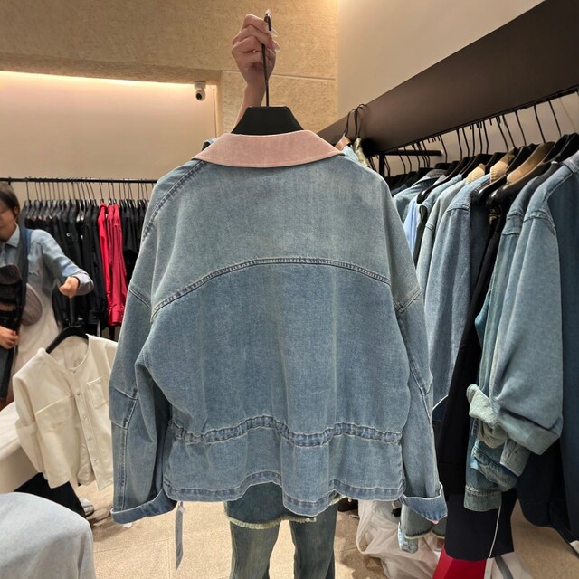 ເສື້ອຍືດສັ້ນ denim ແບບ retro ແບບເອີຣົບແລະເກົາຫຼີແບບກົງກັນຂ້າມສໍາລັບແມ່ຍິງ