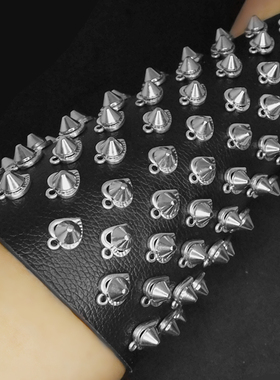 伞形钉线条爱心黑色荔枝纹皮手链