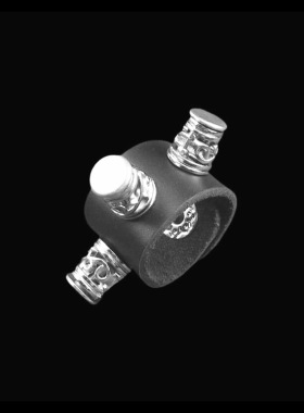 银色哥特圆台棕时尚牛皮朋克戒指