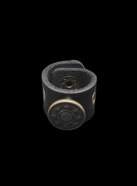 纽扣星星咖啡棕色牛皮朋克风戒指