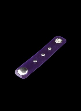 瑞丽闪亮水钻星星黑色软塑料戒指