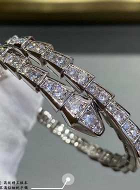 时尚经典潮款弹簧满钻蛇形手镯女18玫瑰金开口首饰蛇骨手环手镯