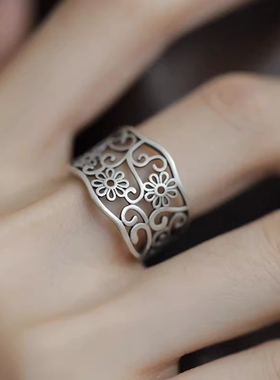 镂空雕花戒指女新款轻奢小众设计感复古民族风开口食指环百搭潮