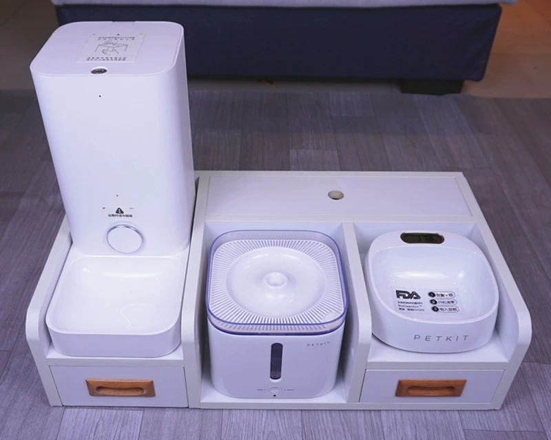 [小佩mini自动喂食器饮水机架子宠物碗组合木架子猫狗实木投食器架]