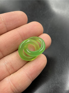 绿色玉髓玛瑙环环相扣