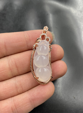 镶嵌玉髓玛瑙知了葫芦吊坠