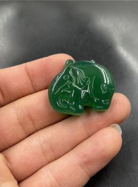 男女款玉髓玛瑙大象吊坠