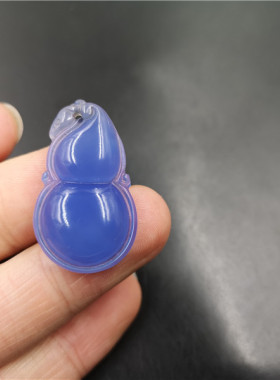 天然蓝玉髓小金鱼吊坠玛瑙挂件