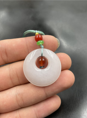 男女款新疆白玉金丝玉吊坠