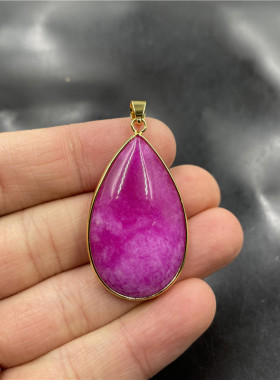 女款舒俱来水滴吊坠镶嵌