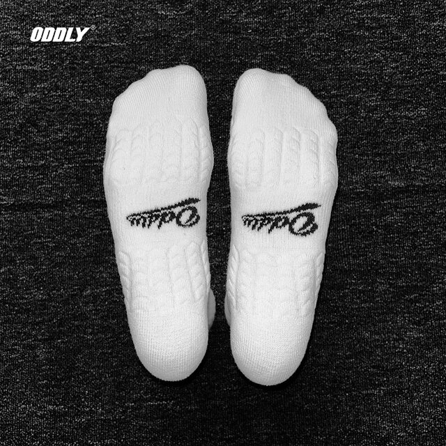 ODDLY life2.0 2 ຄູ່ຂອງຖົງຕີນສີຂາວ Lycra ຝ້າຍກິລາ socks ແລ່ນ towel 10A antibacterial ແລະ deodorant