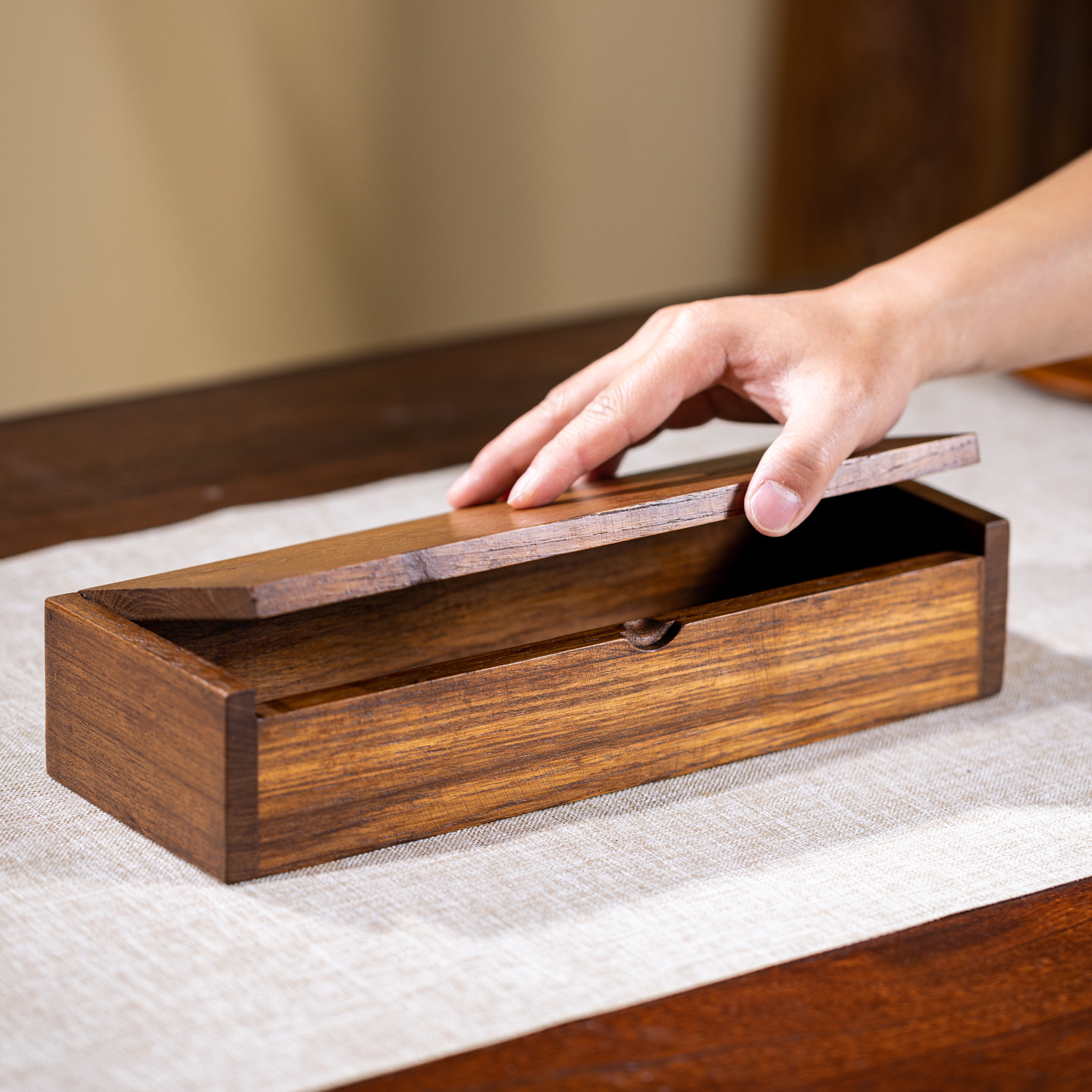 泰国实木筷子盒家用高档木质收纳盒长方形带盖首饰盒创意桌面摆件,淘宝优惠券,粉丝福利购,淘宝优惠卷