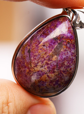 南非舒俱来水滴形裸石包边吊坠