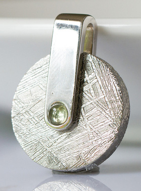 纳米比亚镍铁陨石能量镇宅吊坠